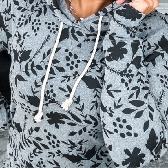 Ampersand Ave Hoodie ⚫️DoubleHood Sweatshirt ⚫️Women’s XXL ⚫️Cozy Stretch Fit - Picture 4 of 6